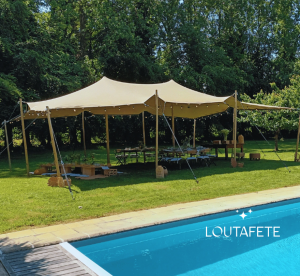Tente stretch 110m2