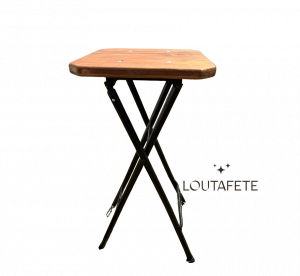 Tabouret en bois pliant